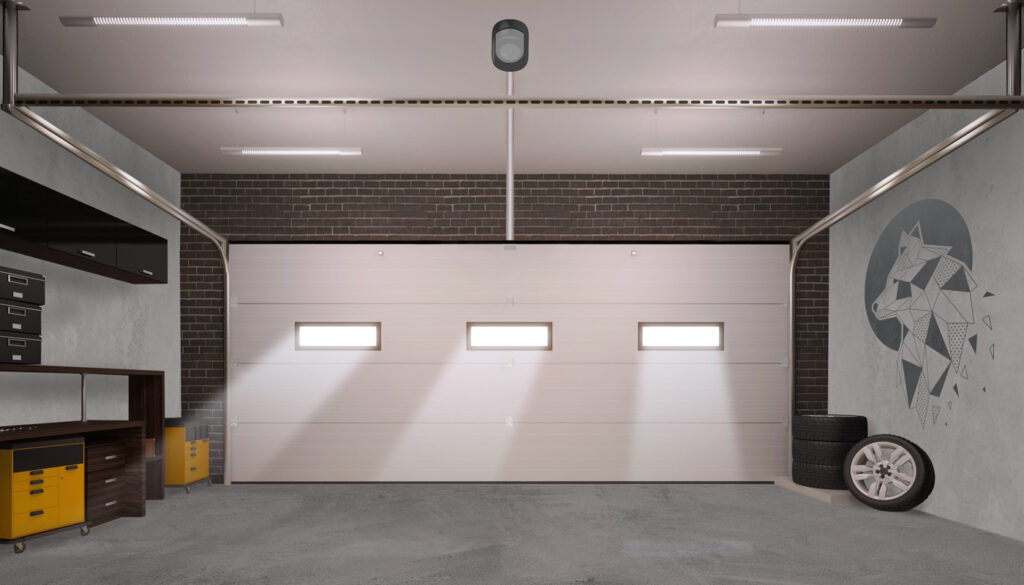 Porte de garage sectionnelle Futurol en panne, illustrant les solutions aux problèmes courants.
