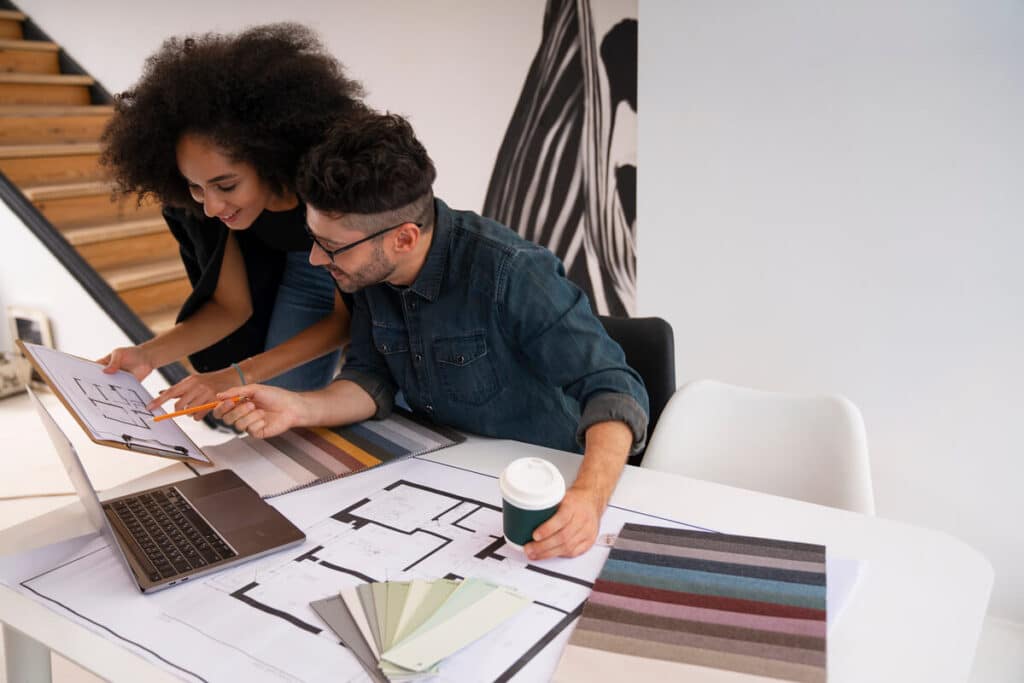 Pièce aux dimensions atypiques : que faire quand les meubles standards ne rentrent pas ?